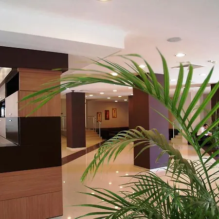 Mpm Astoria ساني بيتش