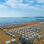 Mpm Astoria Hotell 4*
