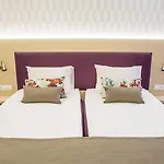 Mpm Astoria 4*
