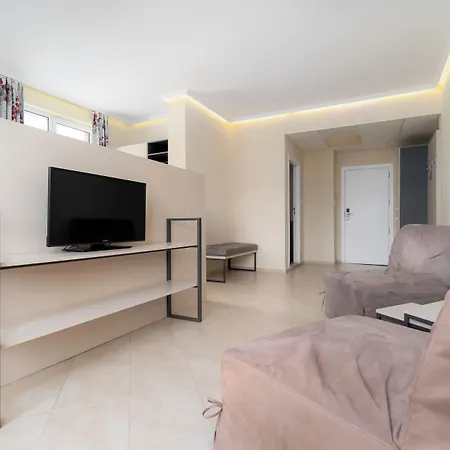 Mpm Astoria 4* Napospart