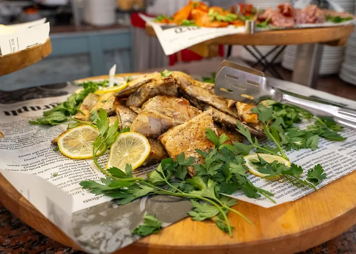 Mpm Astoria מלון