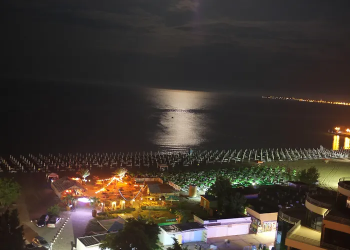 Mpm Astoria סאני ביץ'