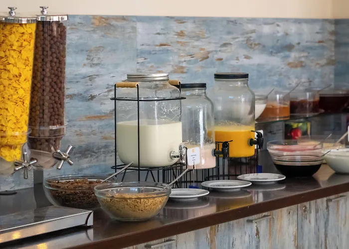 Mpm Astoria 4* סאני ביץ'